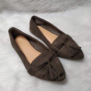 Refresh Shilla Pointed-Toe Tassel-Accent Loafer, 8